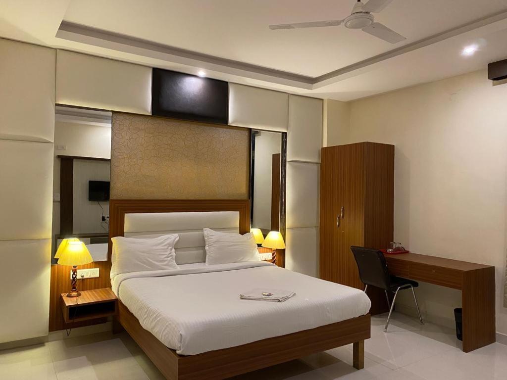 Akshatha Home Stay Bangalore Eksteriør billede