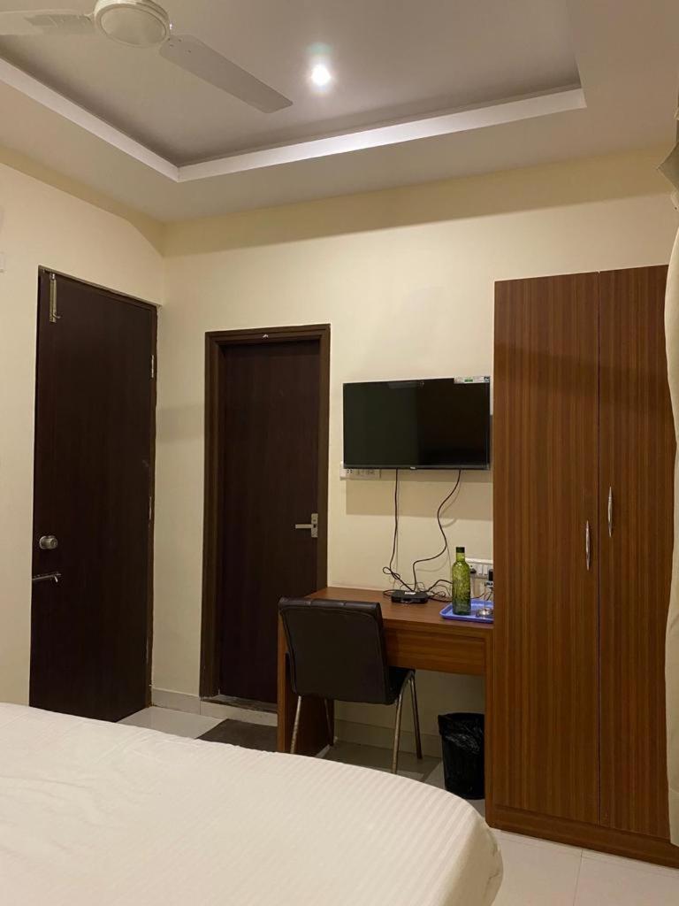 Akshatha Home Stay Bangalore Eksteriør billede
